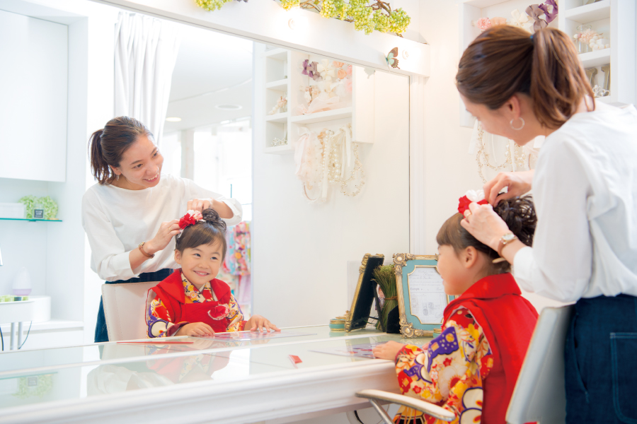 4 お着替え・ヘアセット